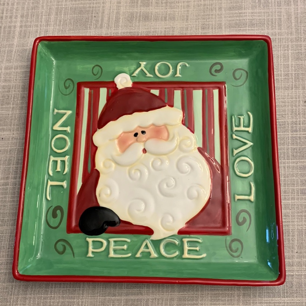 Ganz Santa Plate
